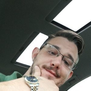 Meet your Posher, Ethan